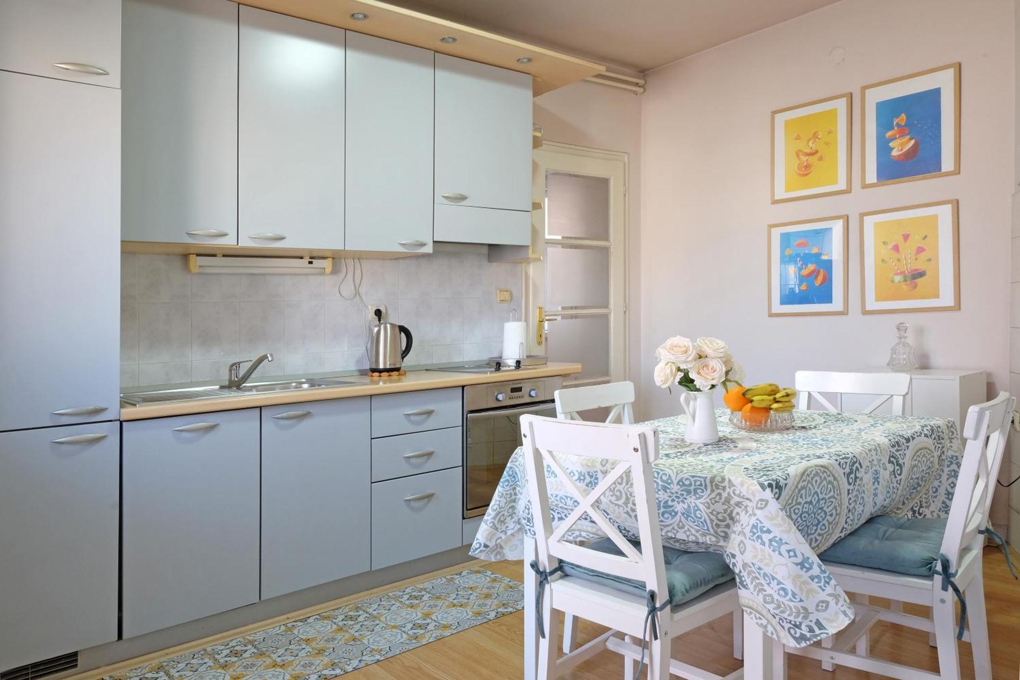Windows City Apartment เบลเกรด ภายนอก รูปภาพ